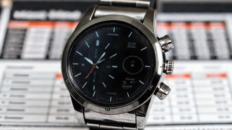 Relojes analógicos y digitales: comparación visual