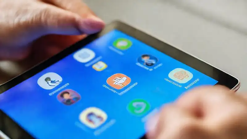 Interfaz de tablet moderna e inclusiva